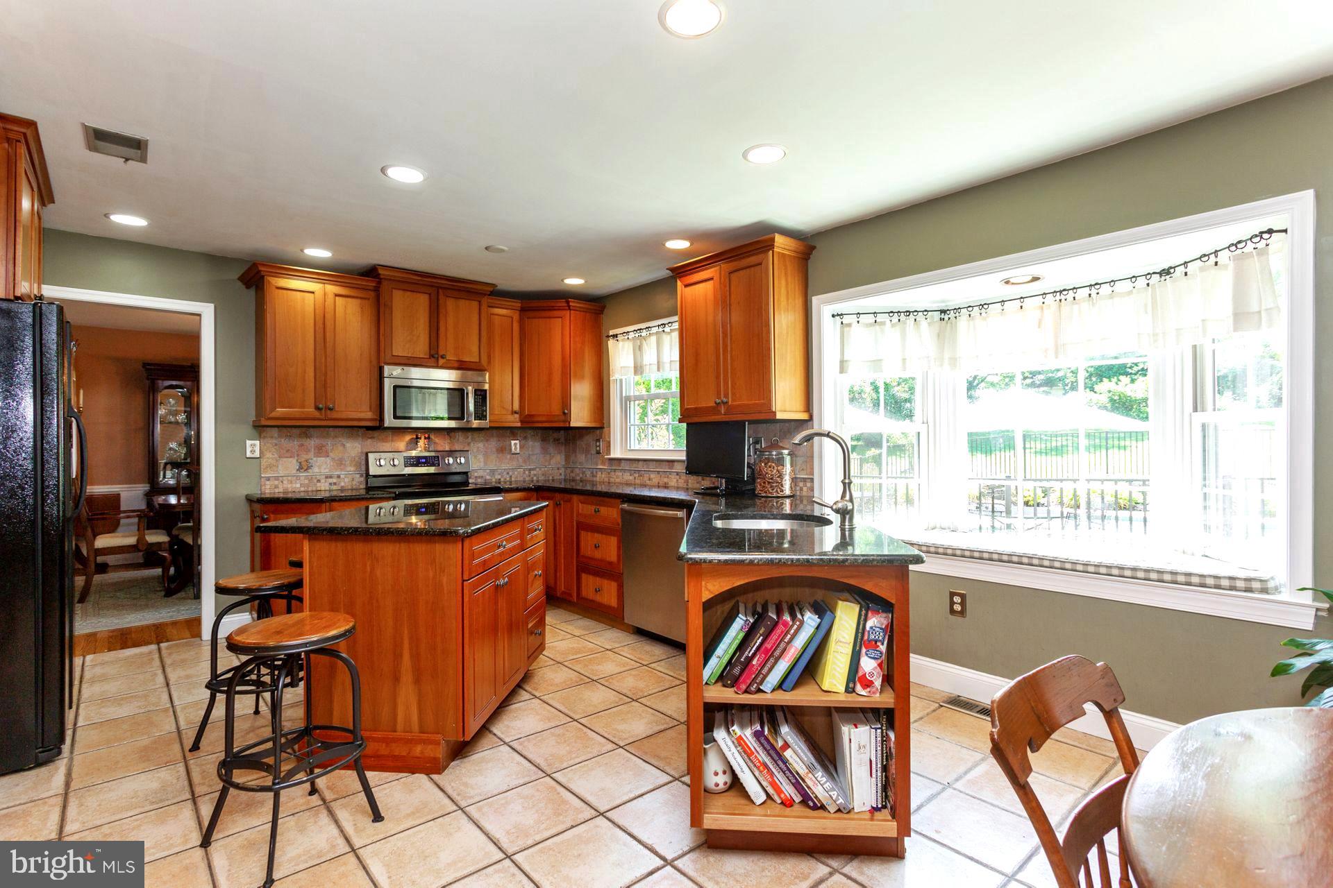 2039 Spring Valley Road Lansdale, PA 19446 - Photo 13 of 36 Gallery Image 13