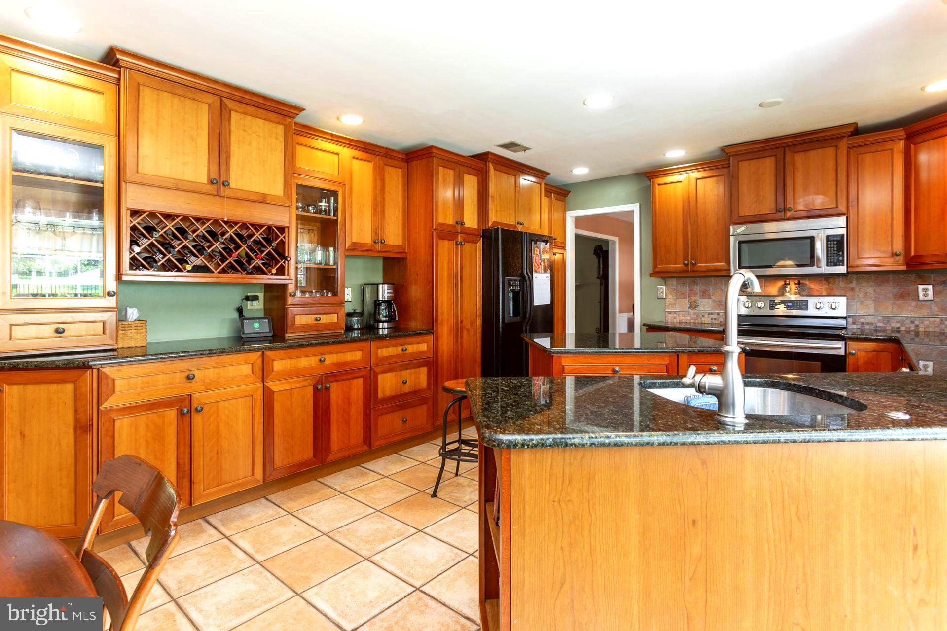 2039 Spring Valley Road Lansdale, PA 19446 - Photo 15 of 36 Gallery Image 15