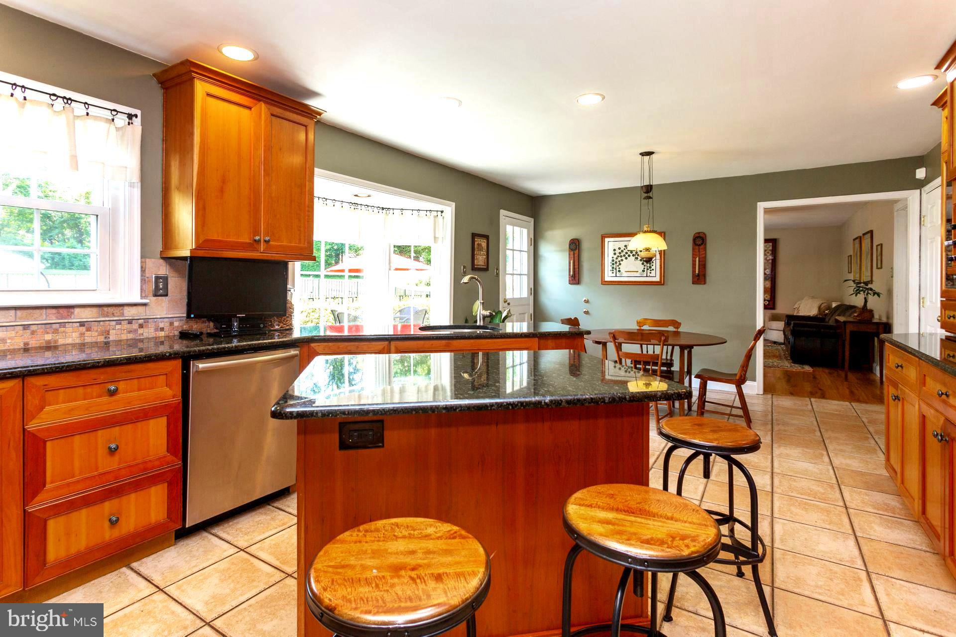 2039 Spring Valley Road Lansdale, PA 19446 - Photo 17 of 36 Gallery Image 17