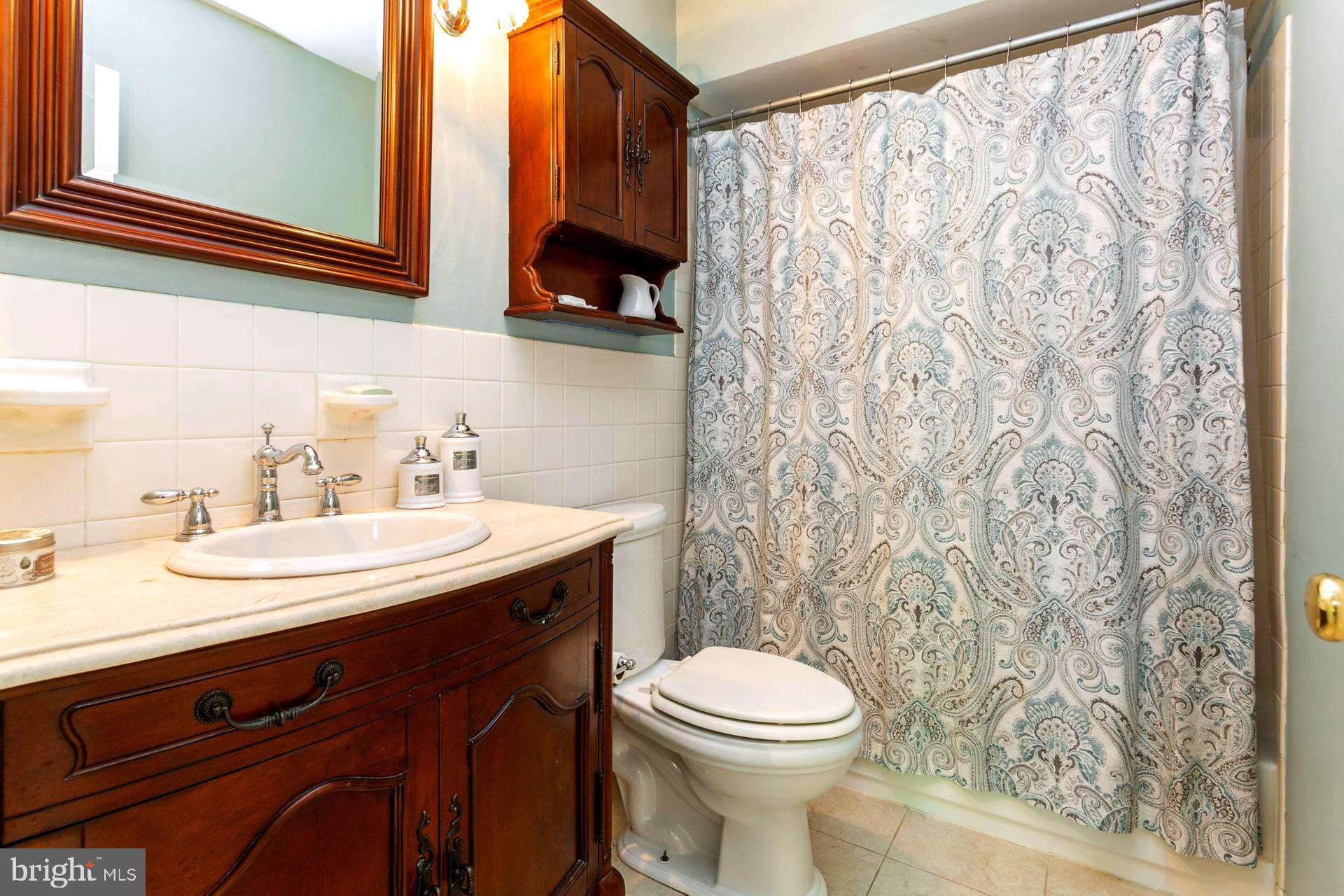 2039 Spring Valley Road Lansdale, PA 19446 - Photo 23 of 36 Gallery Image 23