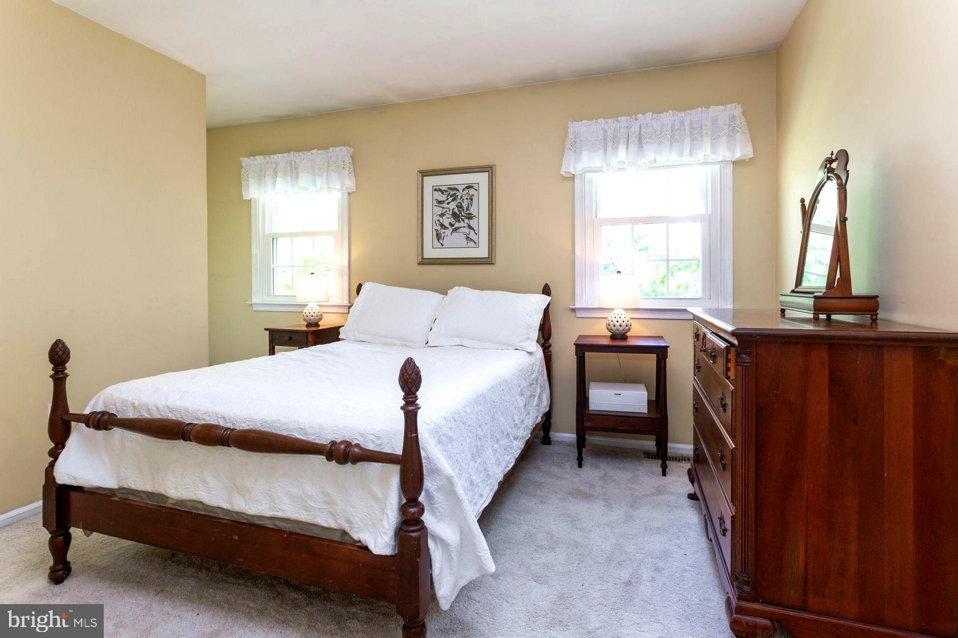 2039 Spring Valley Road Lansdale, PA 19446 - Photo 25 of 36 Gallery Image 25