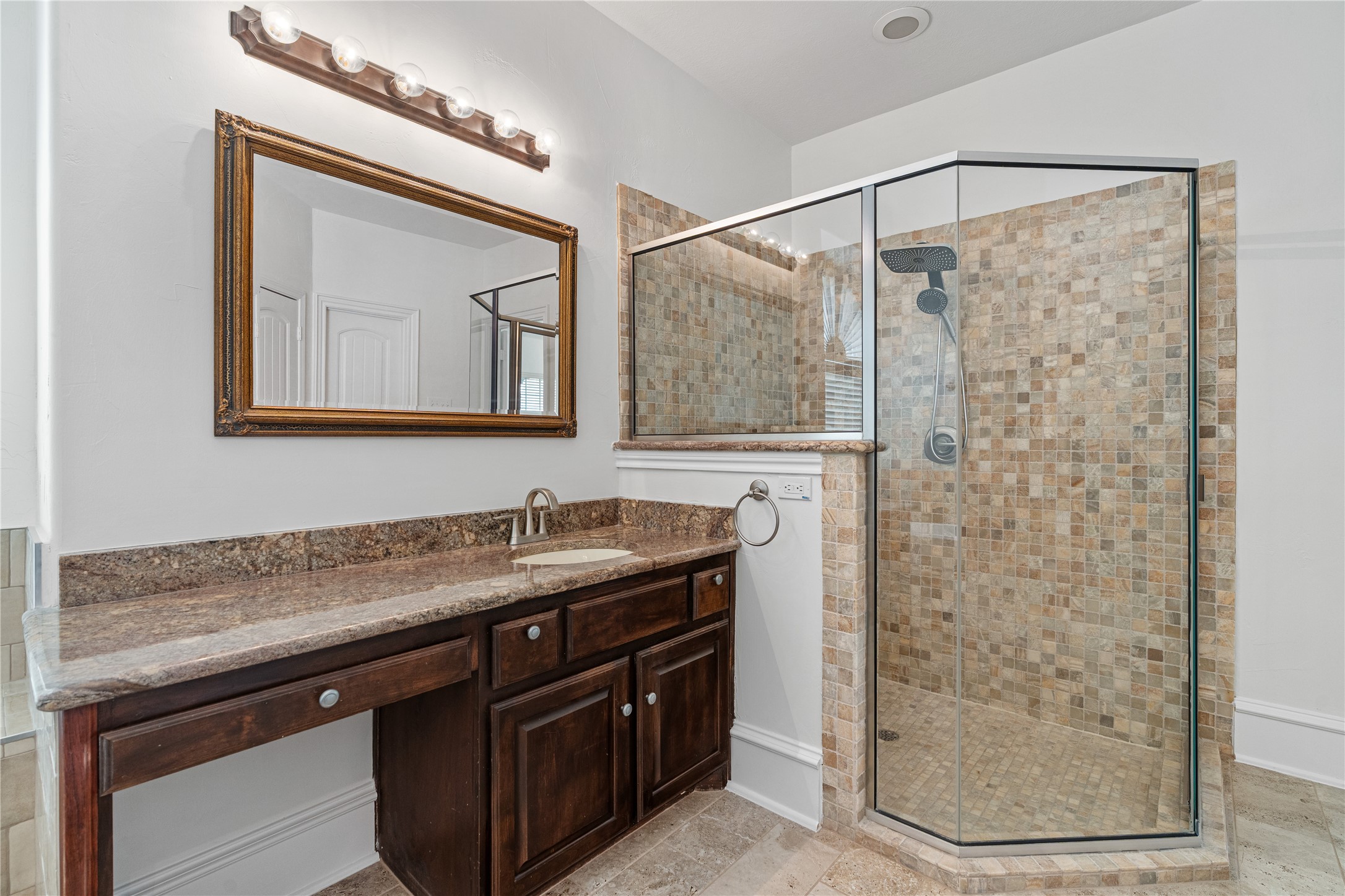 2115 Graystone Ridge Drive Conroe, TX 77304 - Photo 23 of 47