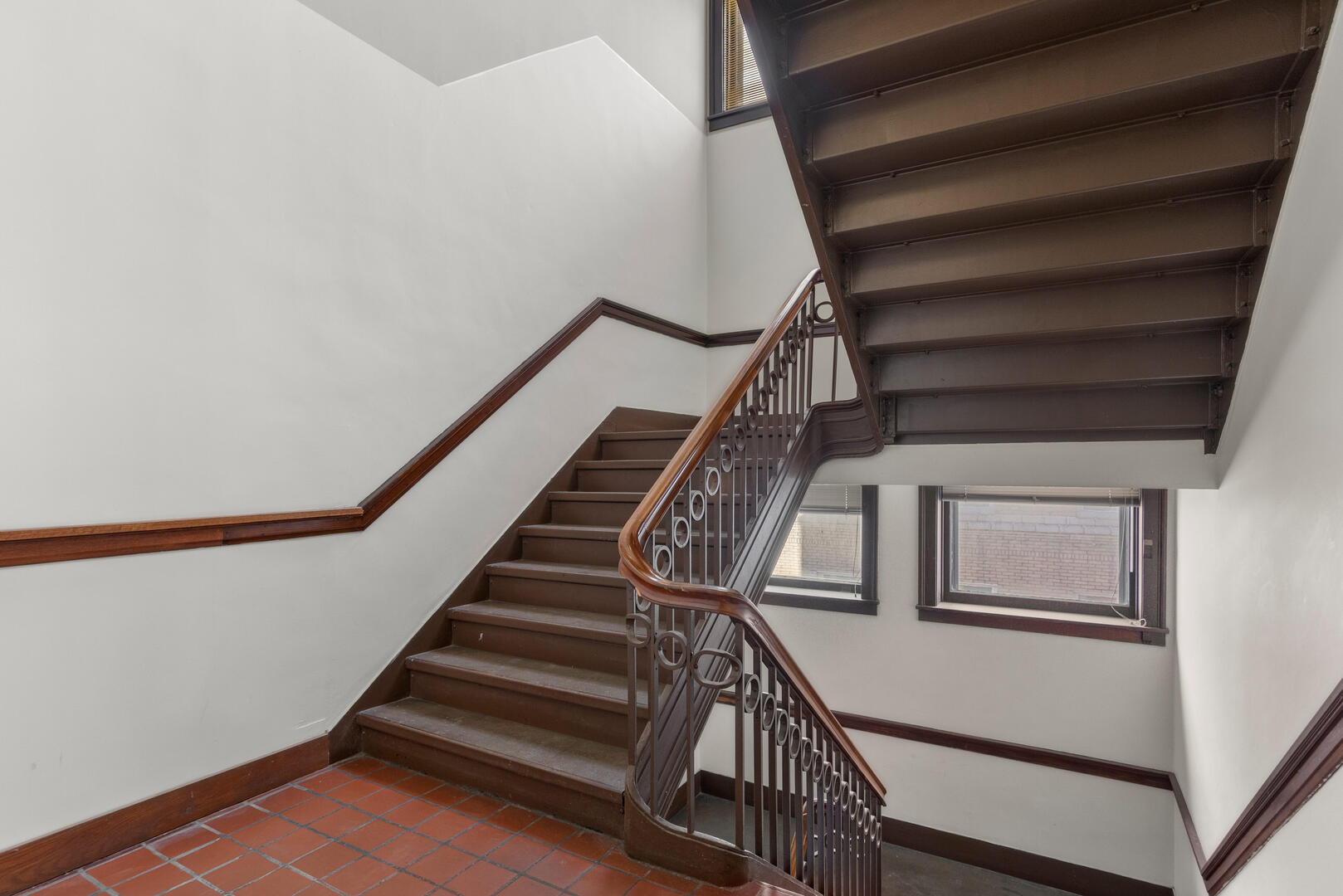 41 East University Avenue Champaign, IL 61820 - Photo 17 of 83 a view of entryway