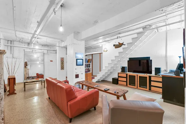 $3,850,000 | 41 East University Avenue, Champaign, IL 61820