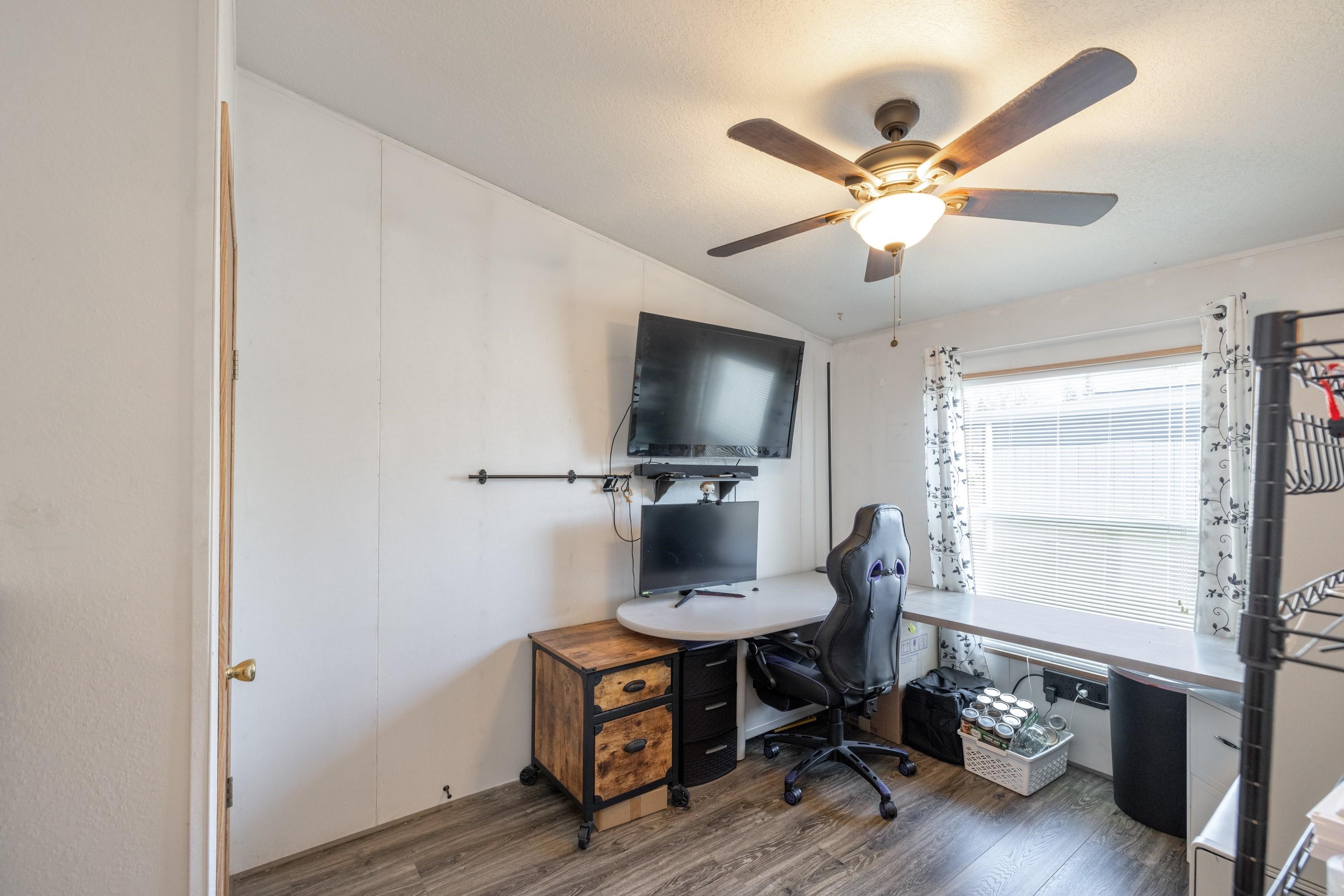 3424 East Garrison Lane Mead, WA 99021 - Photo 15 of 20