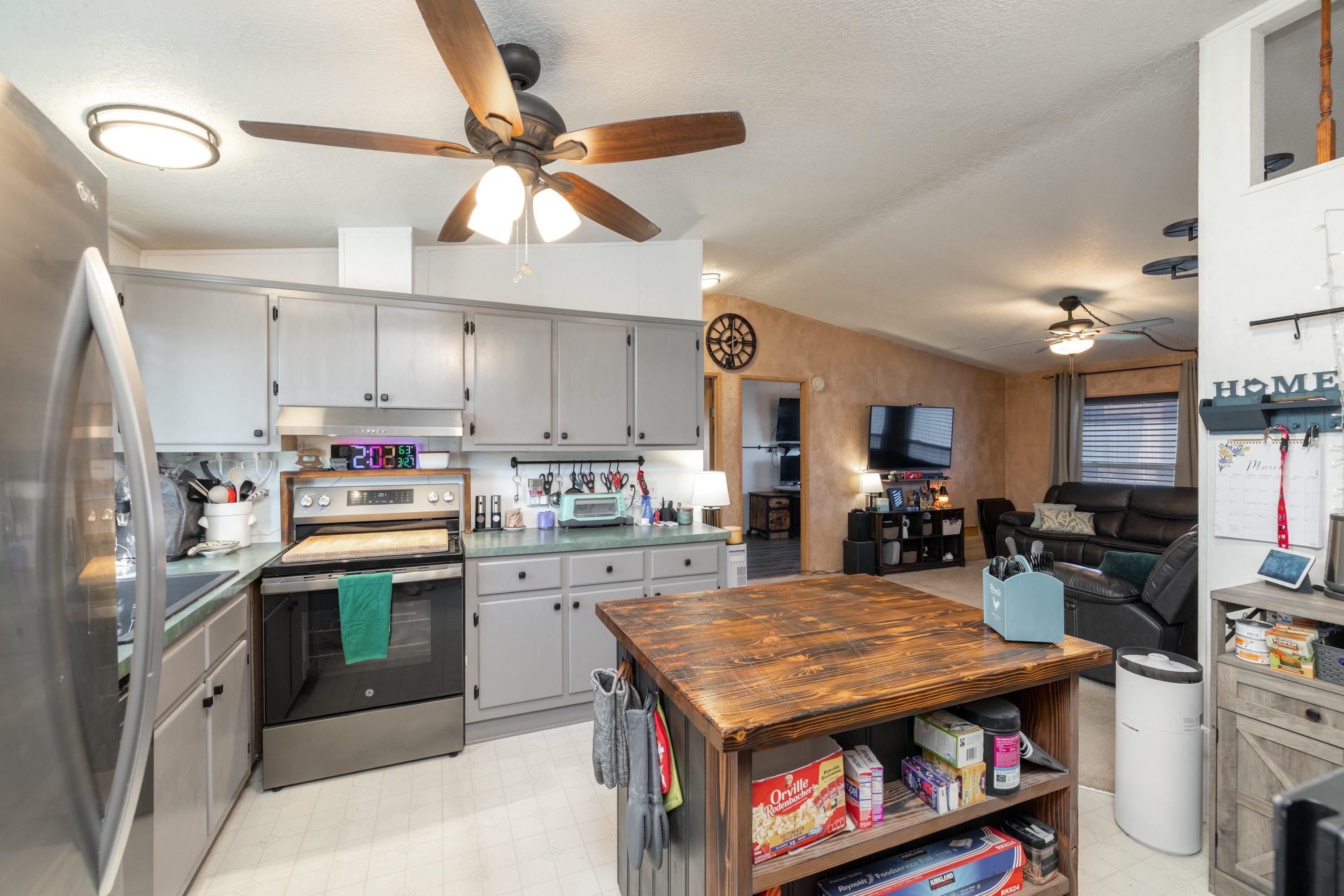 3424 East Garrison Lane Mead, WA 99021 - Photo 10 of 20