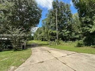 a view of outdoor space