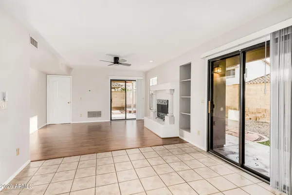 $2,895 | 931 North Whalers Cove Drive, Gilbert, AZ 85234