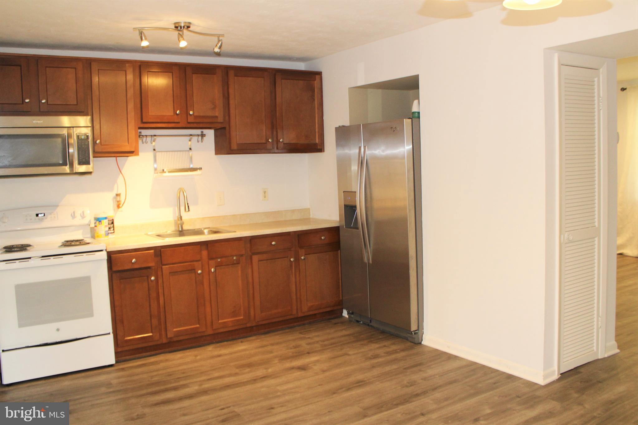 602 Markham Road Baltimore, MD 21229 - Photo 23 of 36
