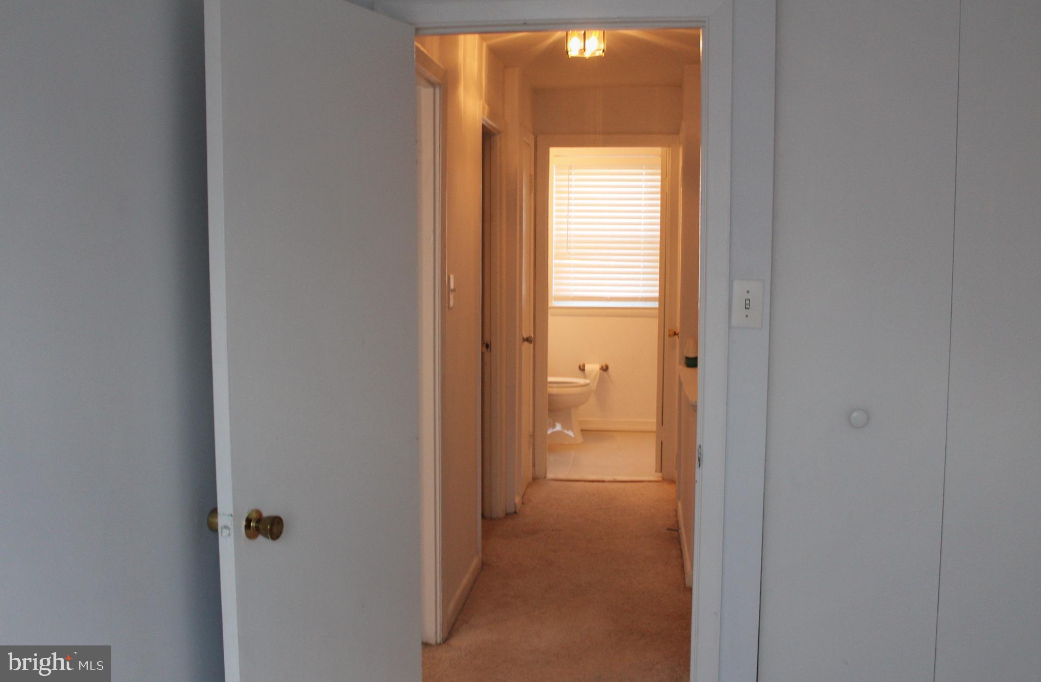 602 Markham Road Baltimore, MD 21229 - Photo 26 of 36