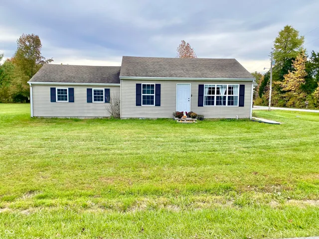 $204,900 | 1740 South County Road 600 East, Butlerville, IN 47223