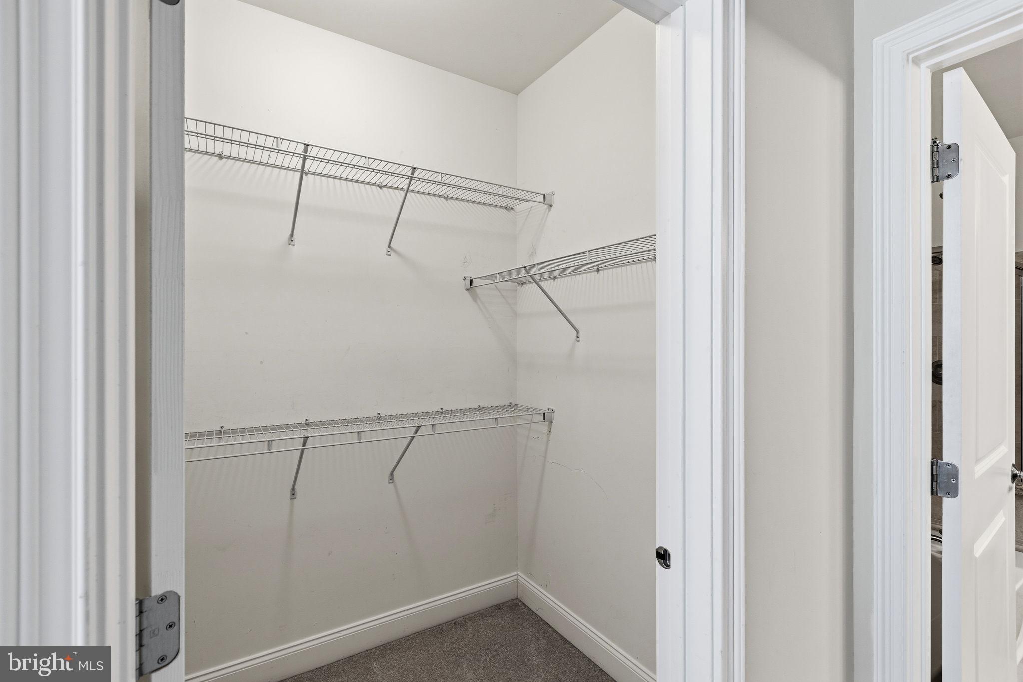 600 Commodore Court, Unit 2604 Philadelphia, PA 19146 - Photo 18 of 33 a view of small space