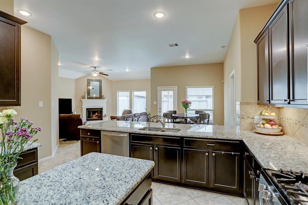 4411 Eclipse Park Court Spring, TX 77389 - Photo 17 of 28