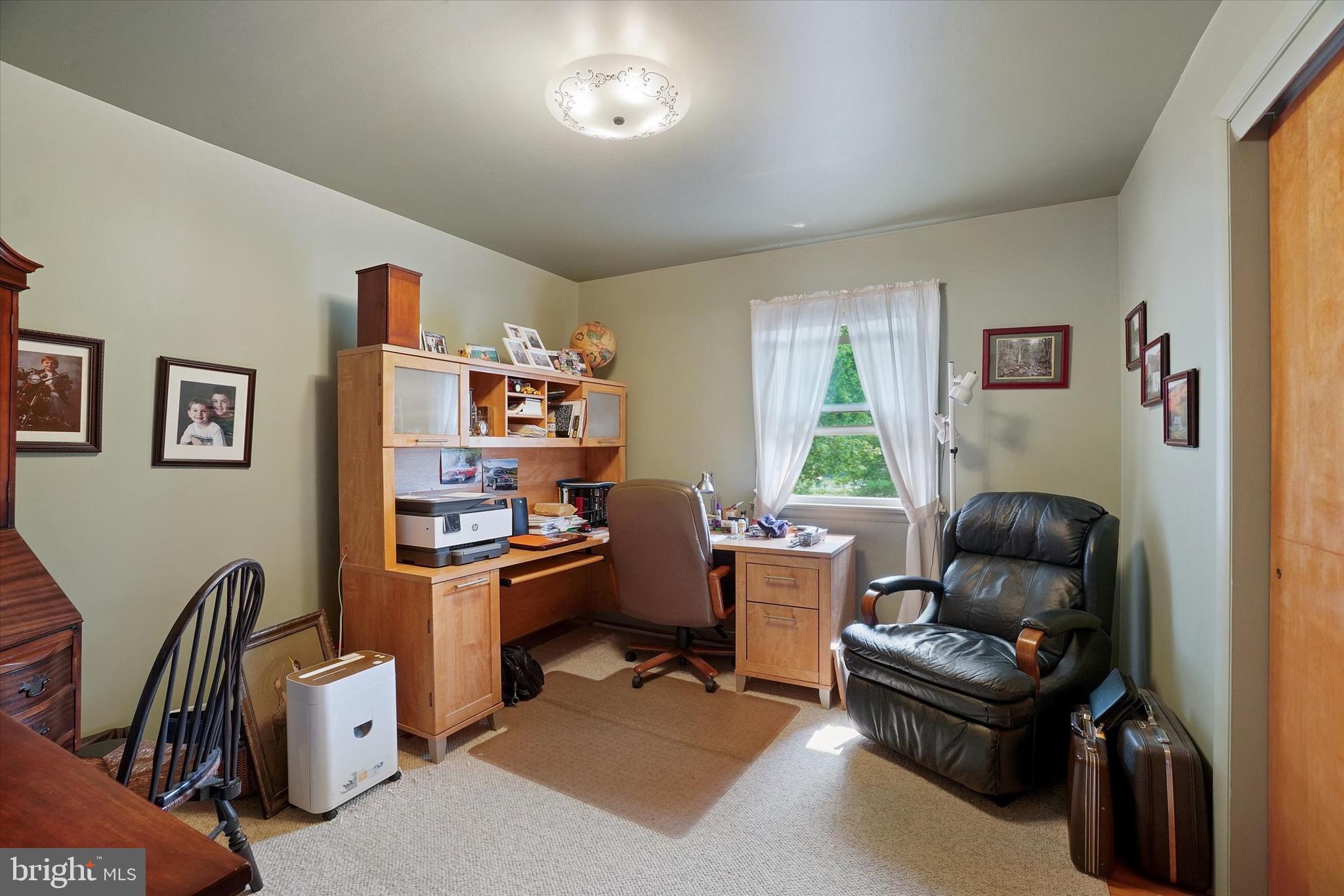 2035 Greenbriar Road York, PA 17404 - Photo 14 of 31 Gallery Image 14