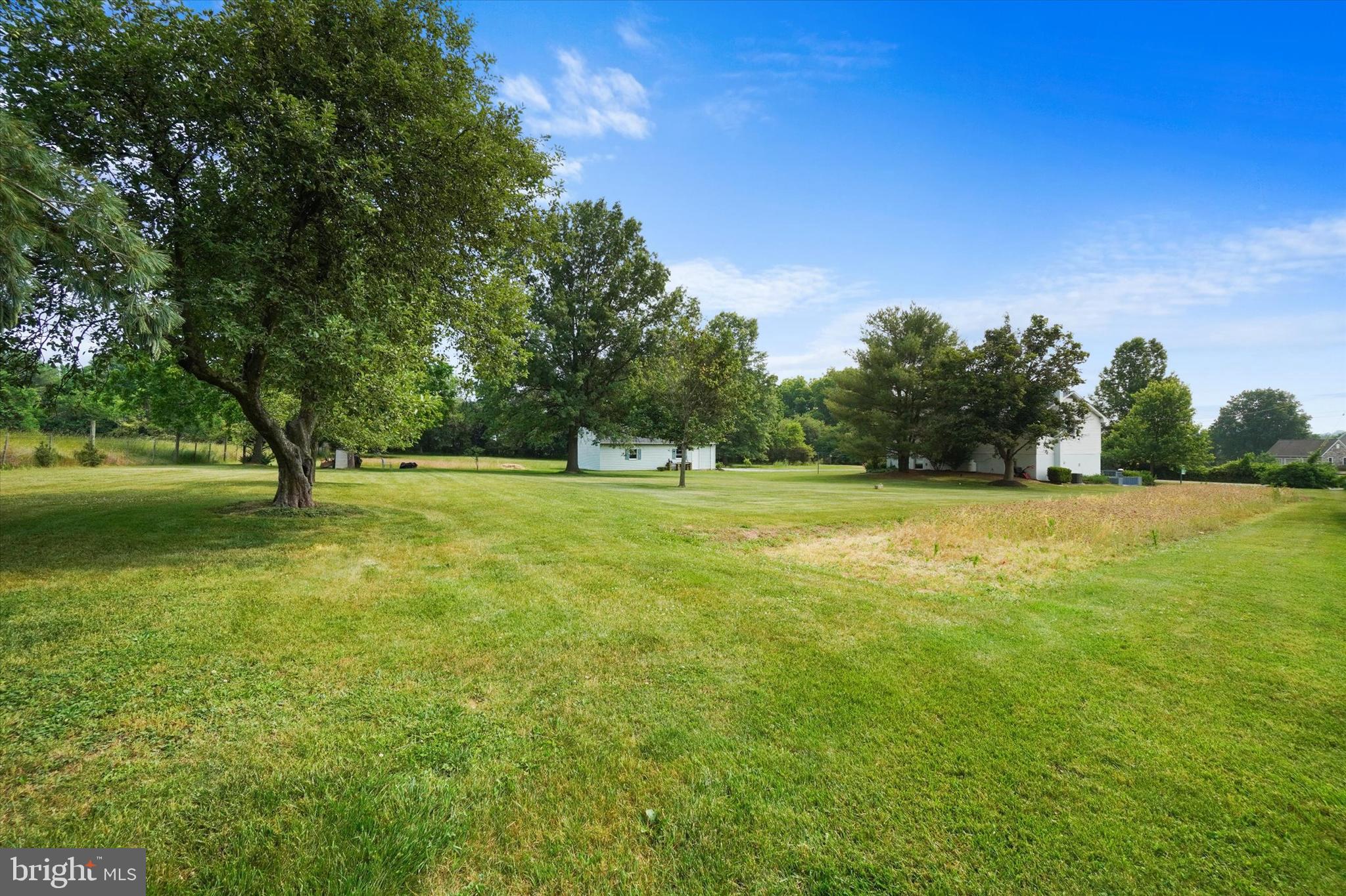 2035 Greenbriar Road York, PA 17404 - Photo 24 of 31 Gallery Image 24
