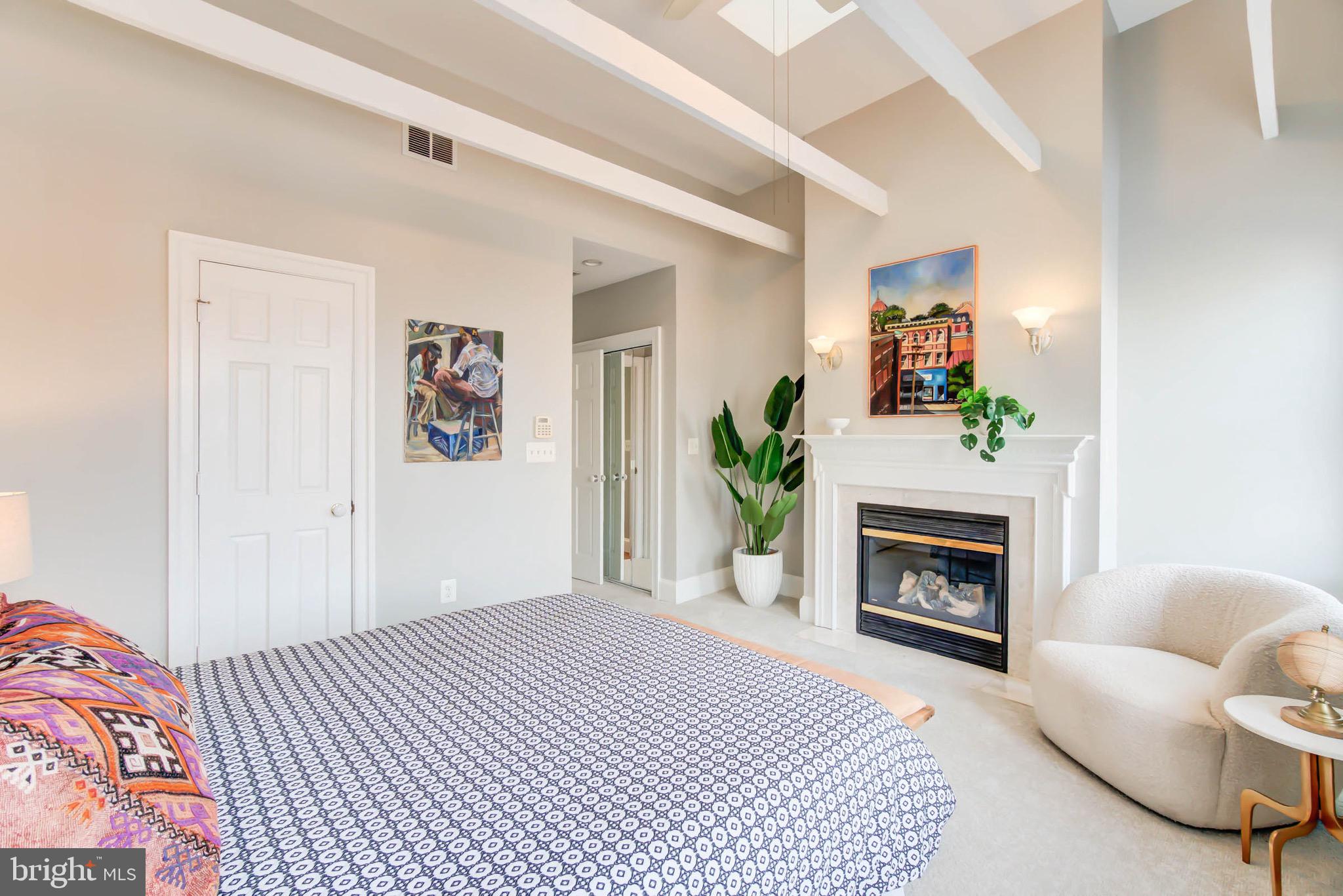 607 Acker Place Northeast Washington, DC 20002 - Photo 9 of 14 Gallery Image 9