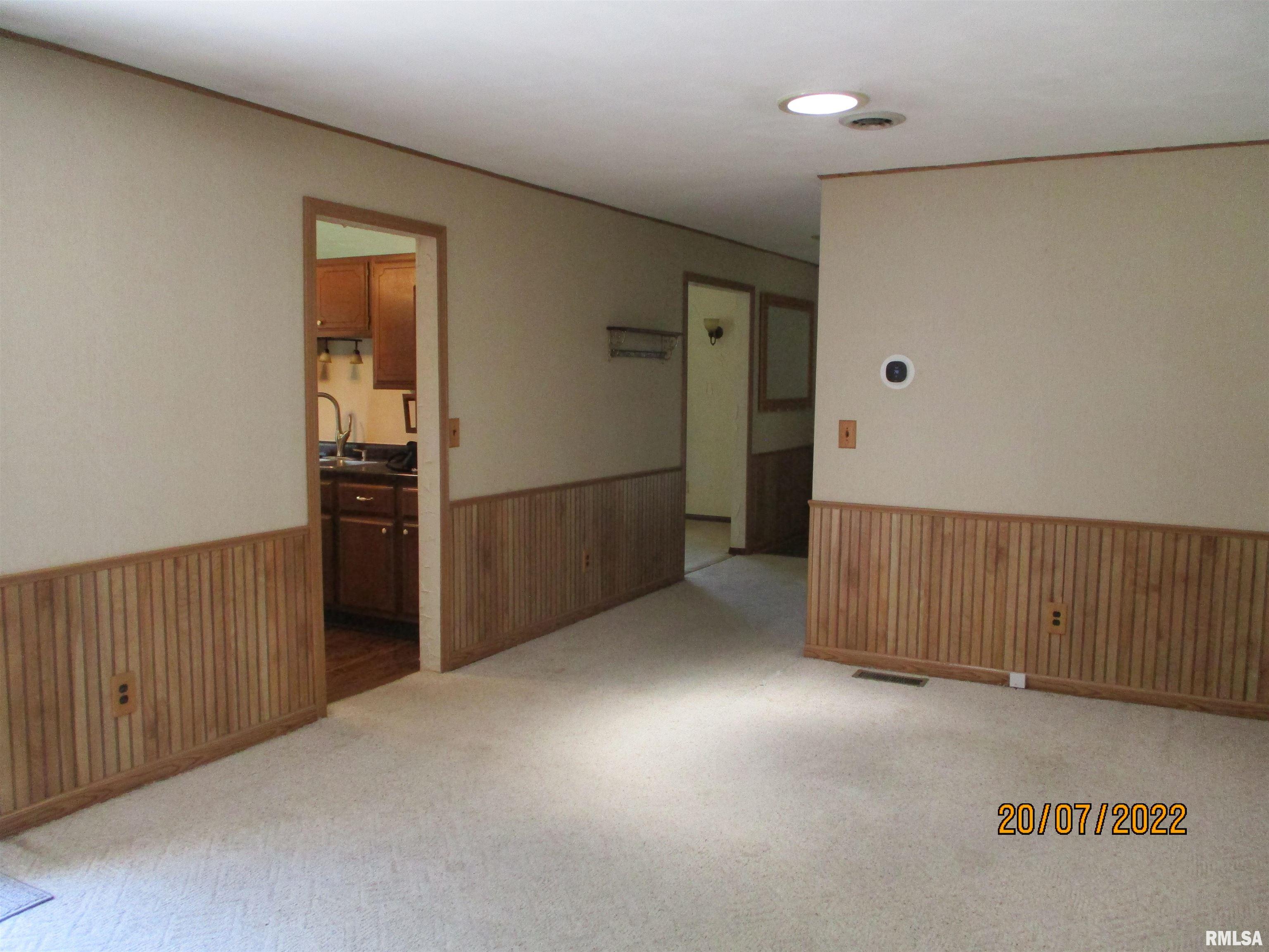99 Mesa Road Springfield, IL 62702 - Photo 7 of 23