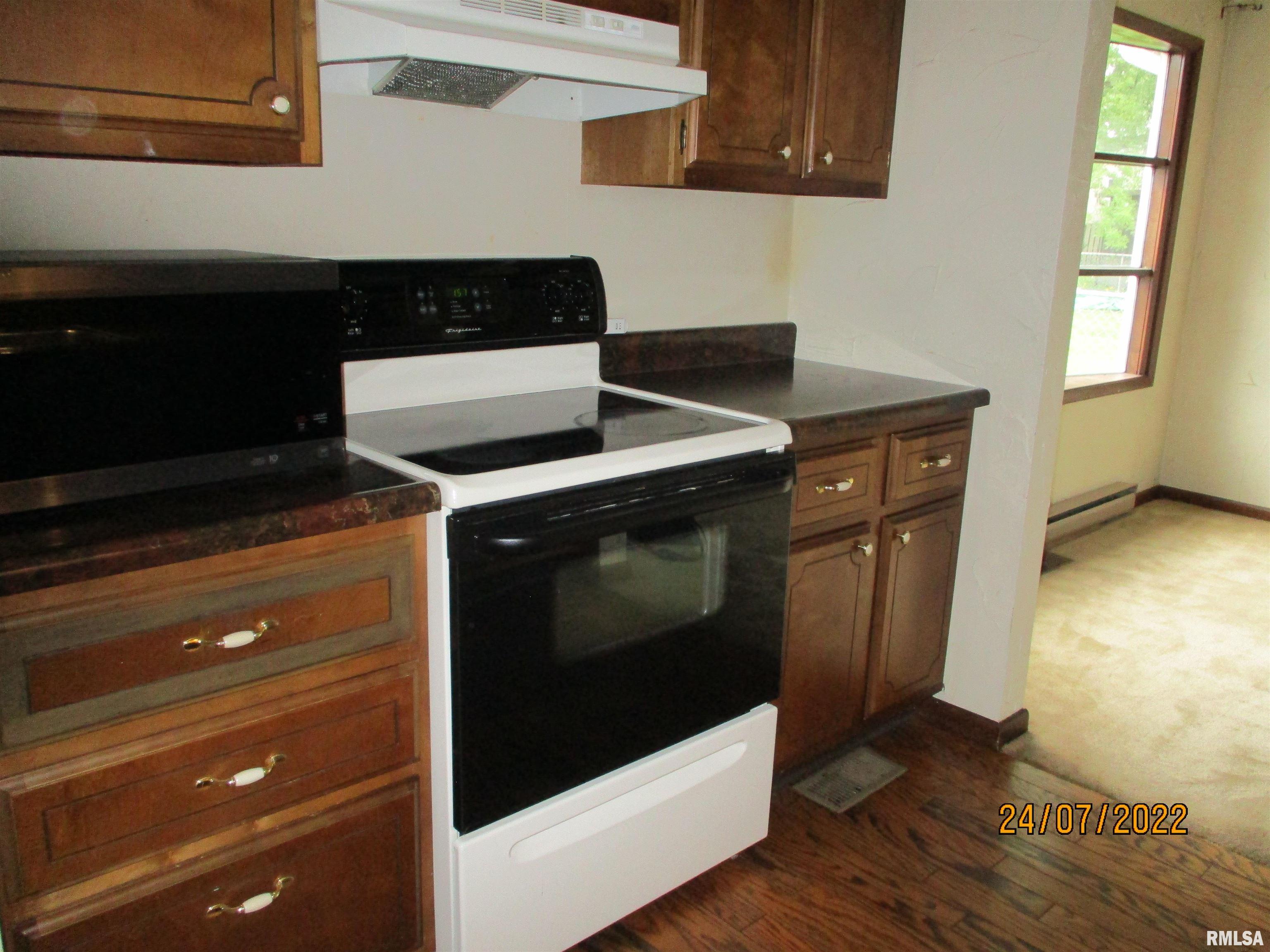 99 Mesa Road Springfield, IL 62702 - Photo 9 of 23