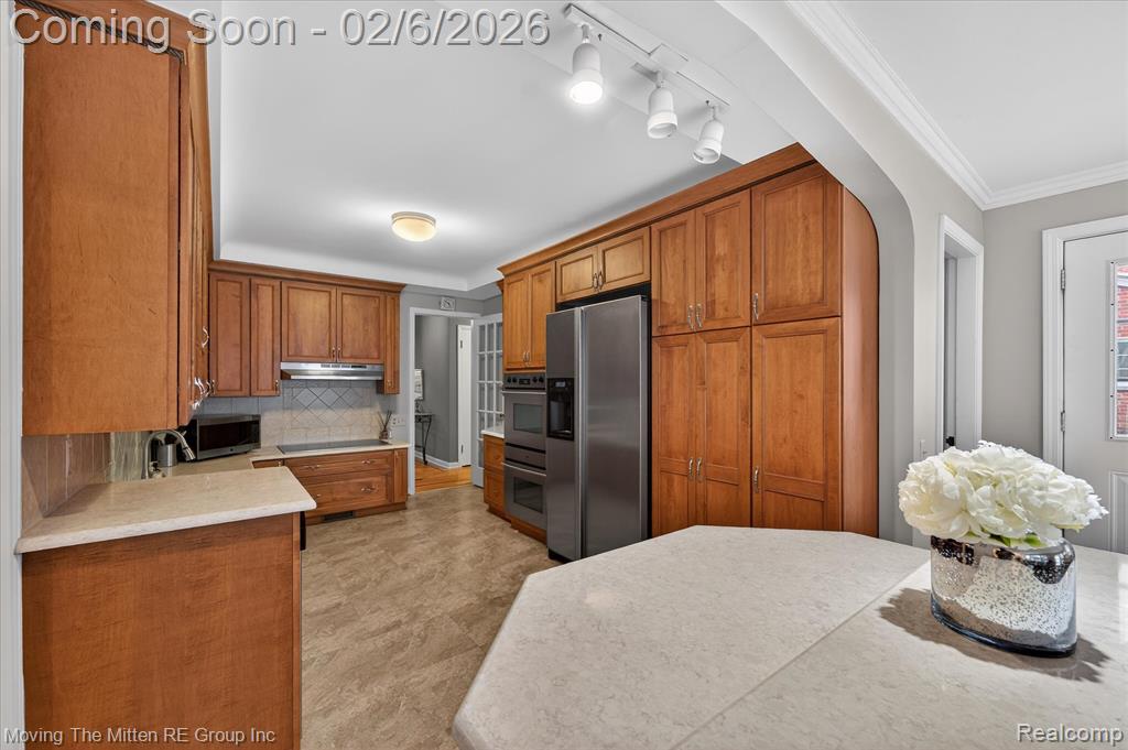 351 Ridgemont Road Grosse Pointe Farms, MI 48236 - Photo 11 of 68