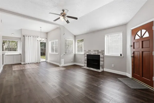 $1,650 | 8518 Pool Creek Drive, Houston, TX 77095