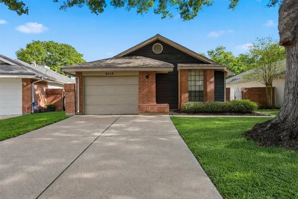 $1,650 | 8518 Pool Creek Drive, Houston, TX 77095