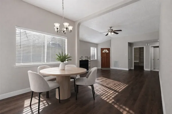 $1,650 | 8518 Pool Creek Drive, Houston, TX 77095