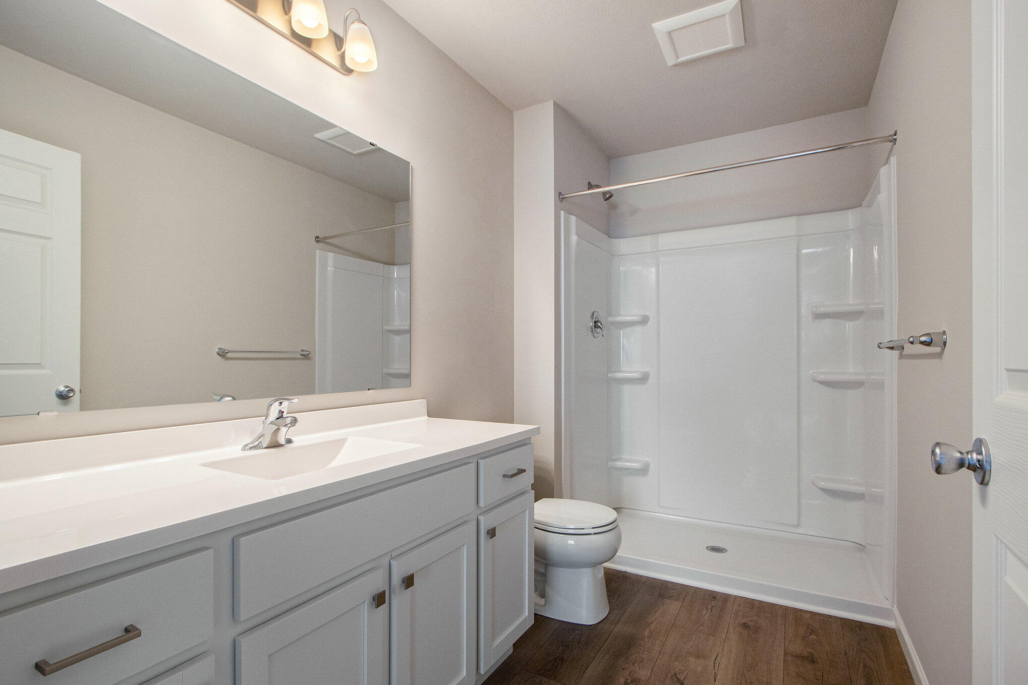 518 McKinley Three Rivers, MI 49093 - Photo 14 of 26 MTR033-V1245DF-Primary Bath