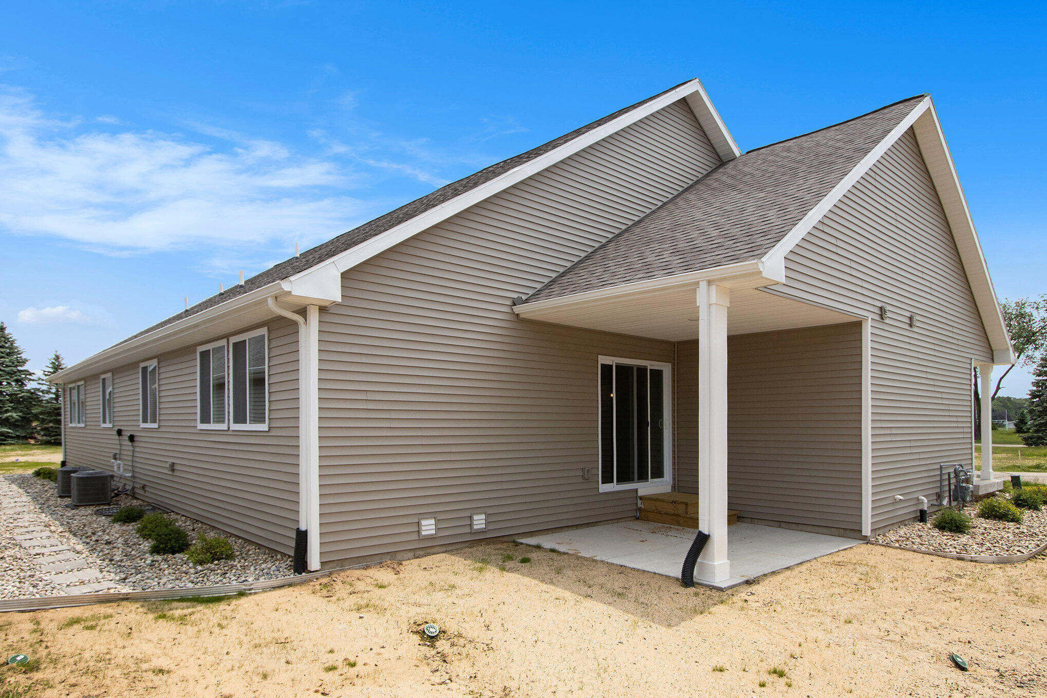 518 McKinley Three Rivers, MI 49093 - Photo 22 of 26 MTR033-V1245DF-Patio