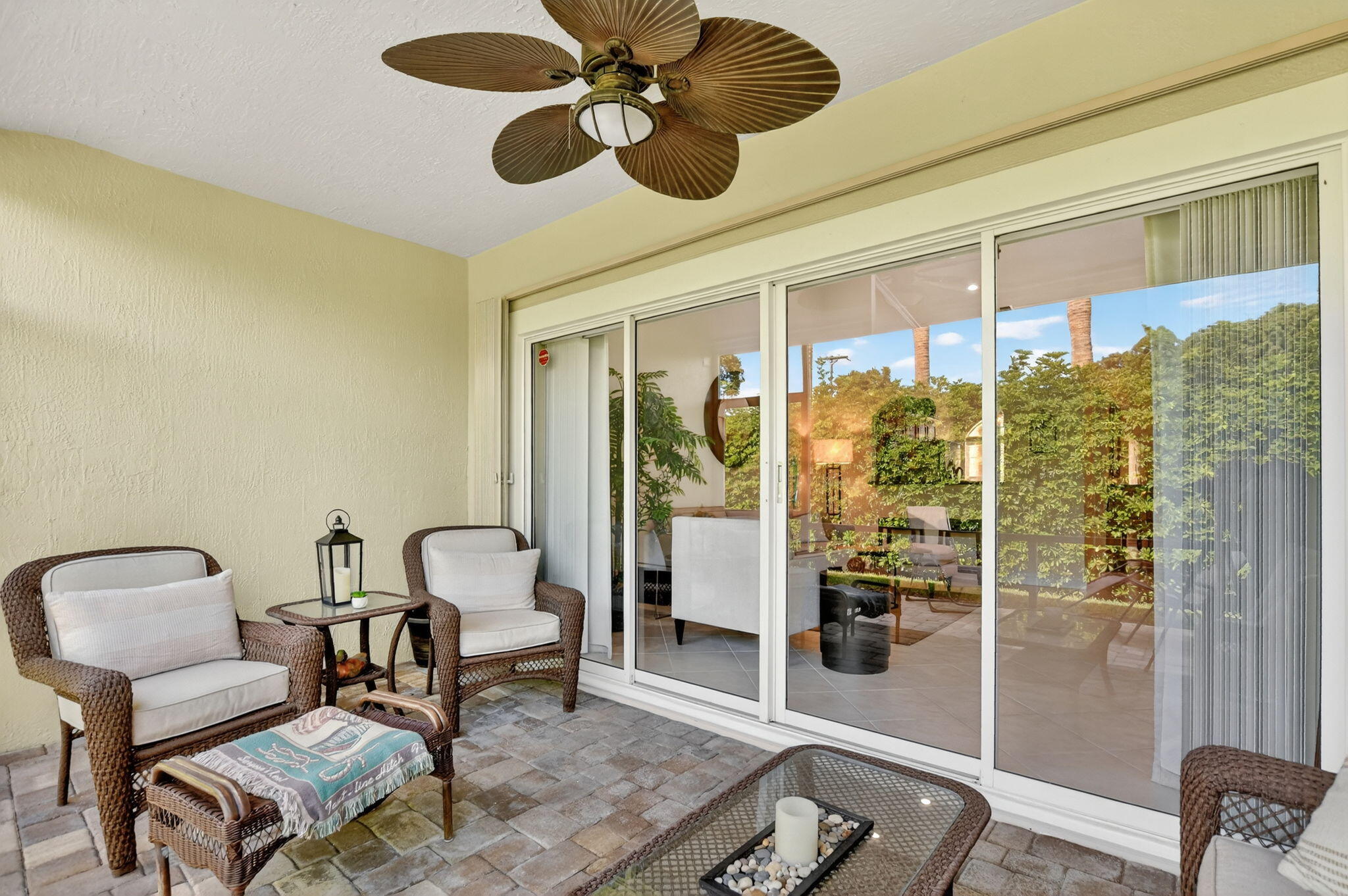 8451 Vía Serena Boca Raton, FL 33433 - Photo 17 of 28 Outside living area