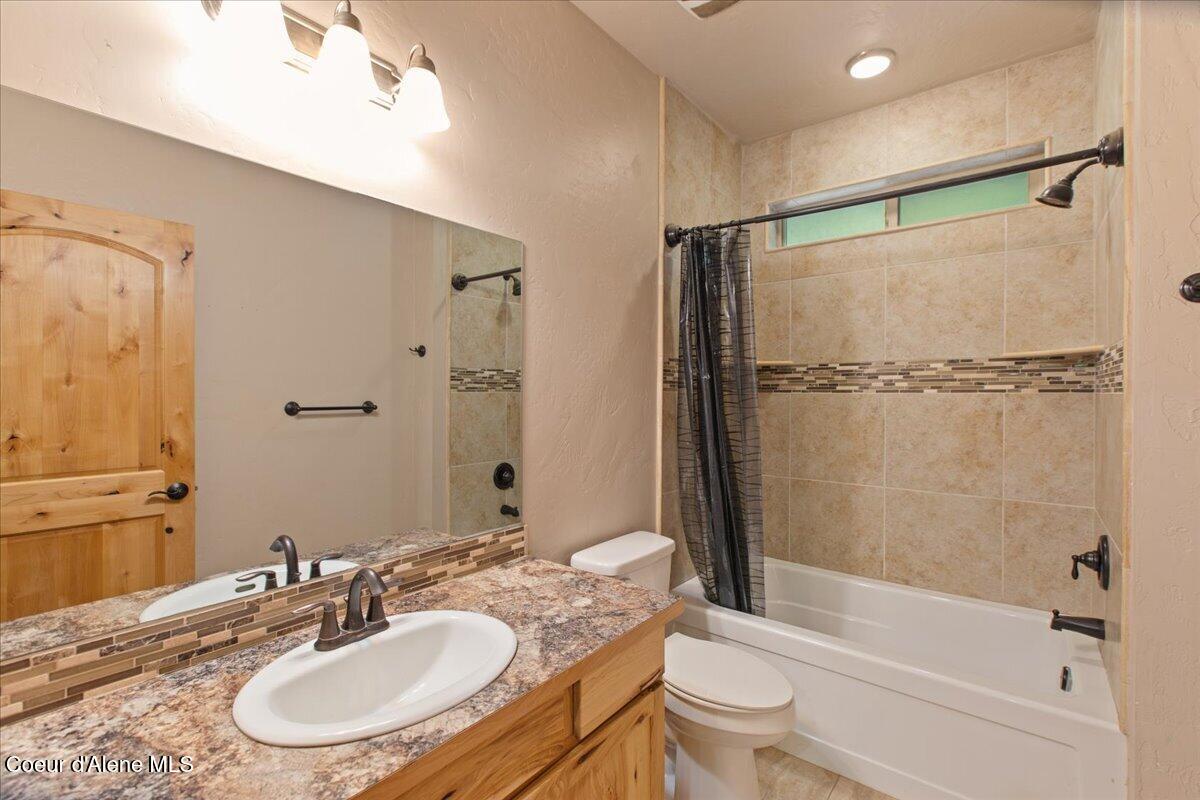 17727 South Bull Run Road Cataldo, ID 83810 - Photo 36 of 72 38-17727 S Bull Run Rd_RedHogMedia