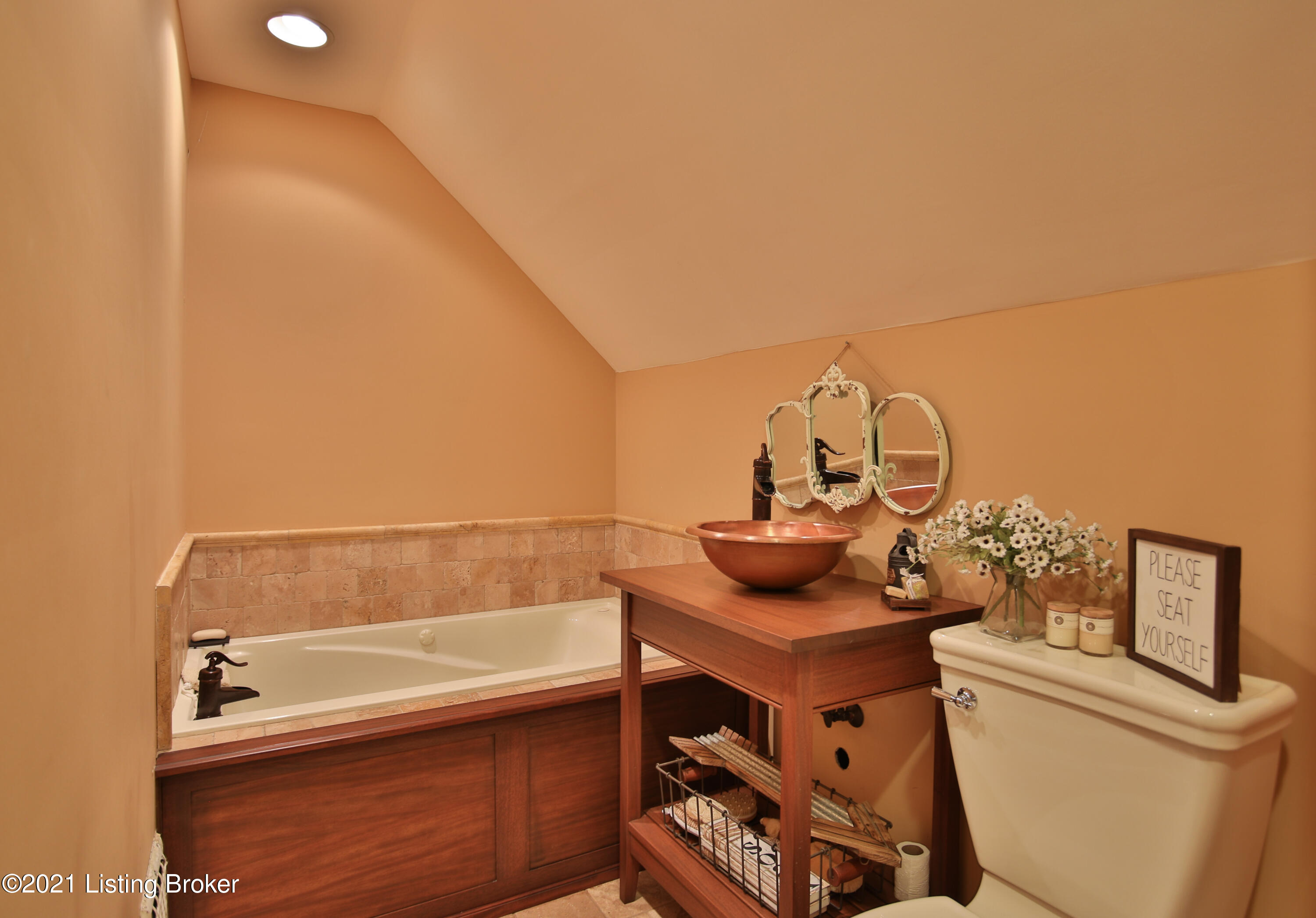 3420 Lexington Road Louisville, KY 40207 - Photo 16 of 38 3420 Lexington Rd-12