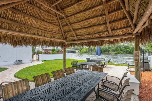 $465,500 | 1401 North Riverside Drive, Unit 501, Pompano Beach, FL 33062