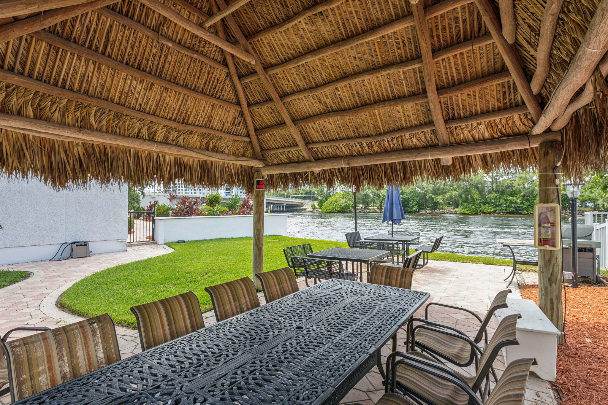 1401 North Riverside Drive, Unit 501 Pompano Beach, FL 33062 - Photo 27 of 31 19-web-or-mls-37-print-0E2A9918