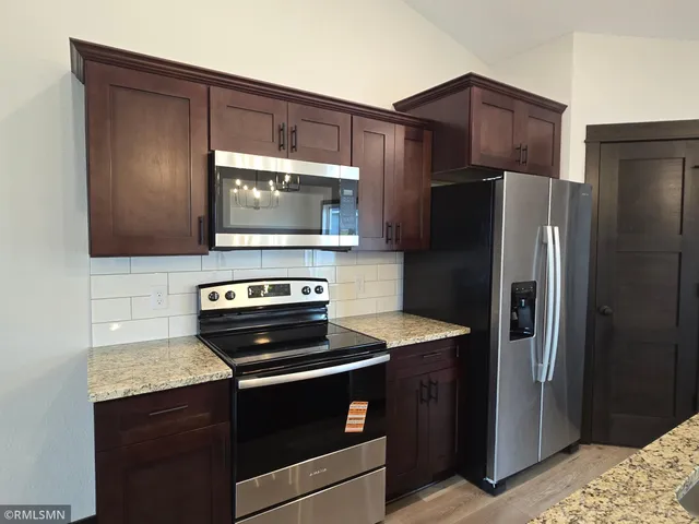 $349,900 | 317 Falcon Run, Eagle Lake, MN 56024