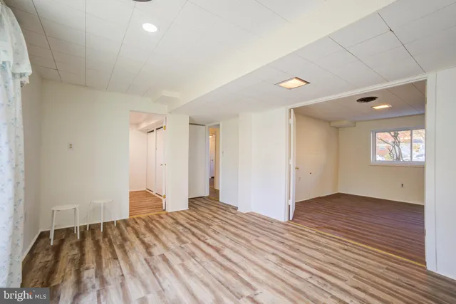 $3,900 | 14105 Parkland Drive, Rockville, MD 20853