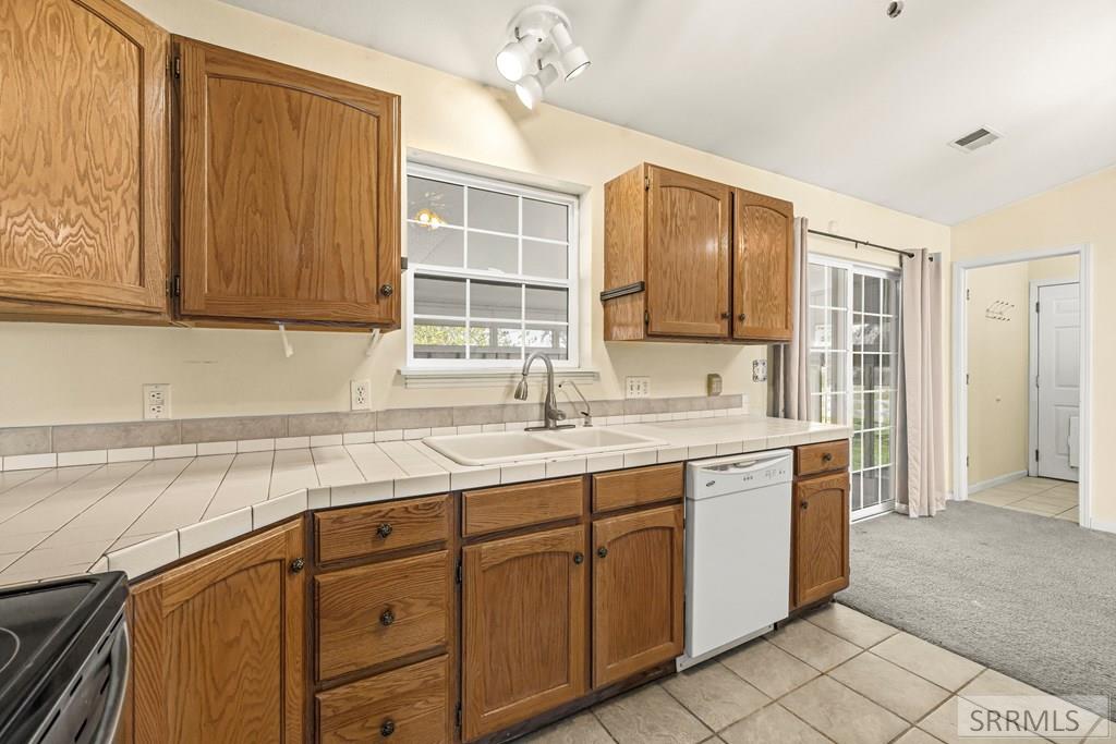 1145 East Airport Road Blackfoot, ID 83221 - Photo 14 of 49