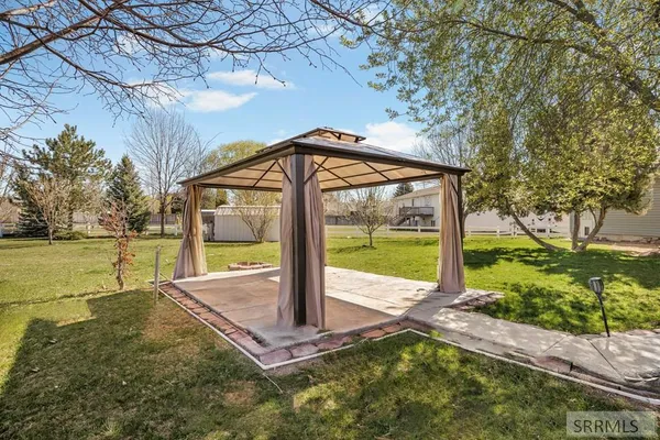 $399,900 | 1145 East Airport Road, Blackfoot, ID 83221