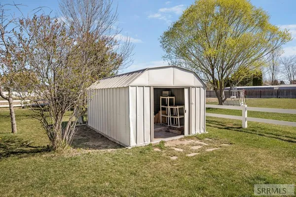 $399,900 | 1145 East Airport Road, Blackfoot, ID 83221