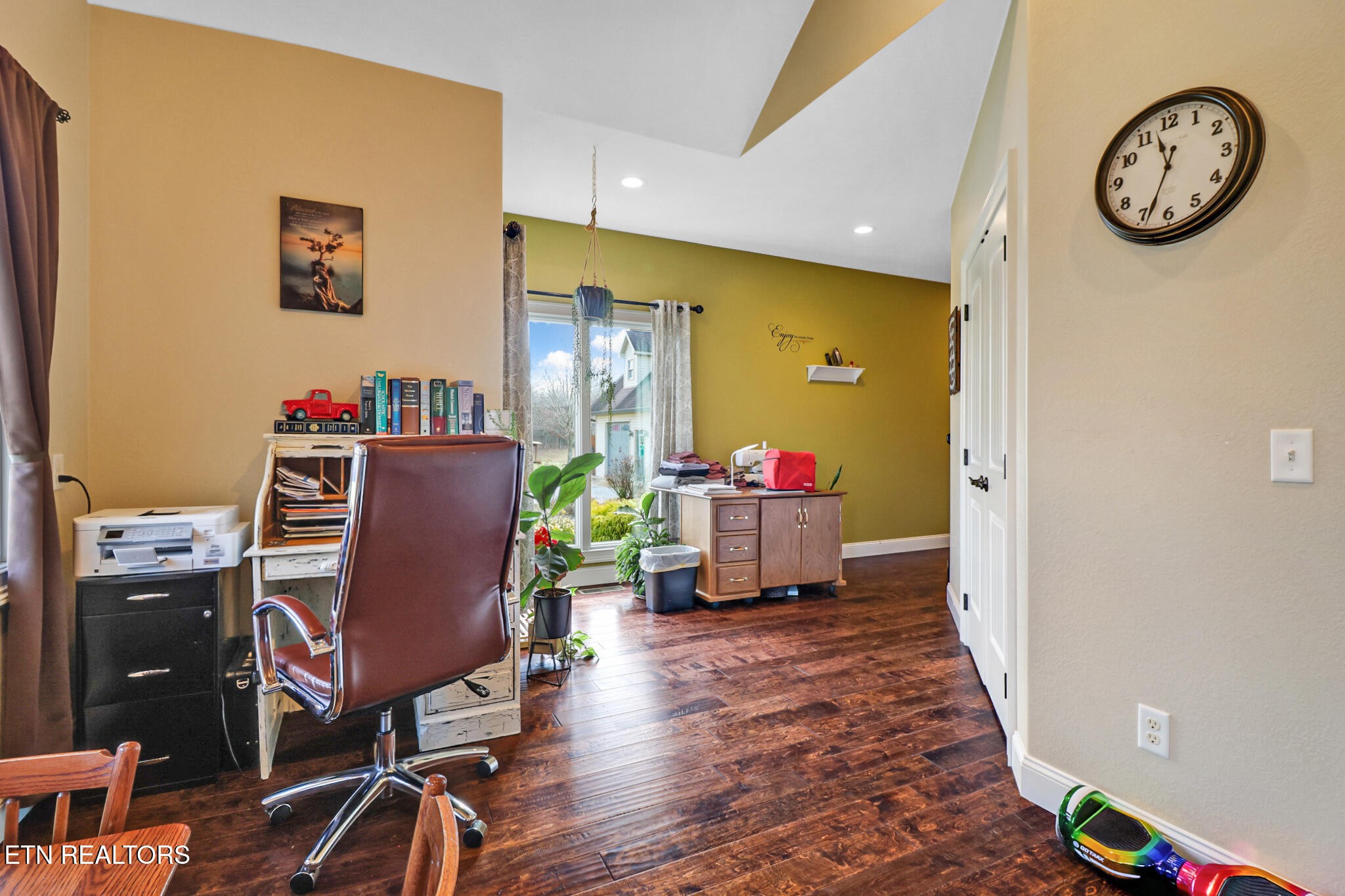 370 Randolph Road Crossville, TN 38571 - Photo 22 of 60 a view of a hallway with furniture and wooden floor