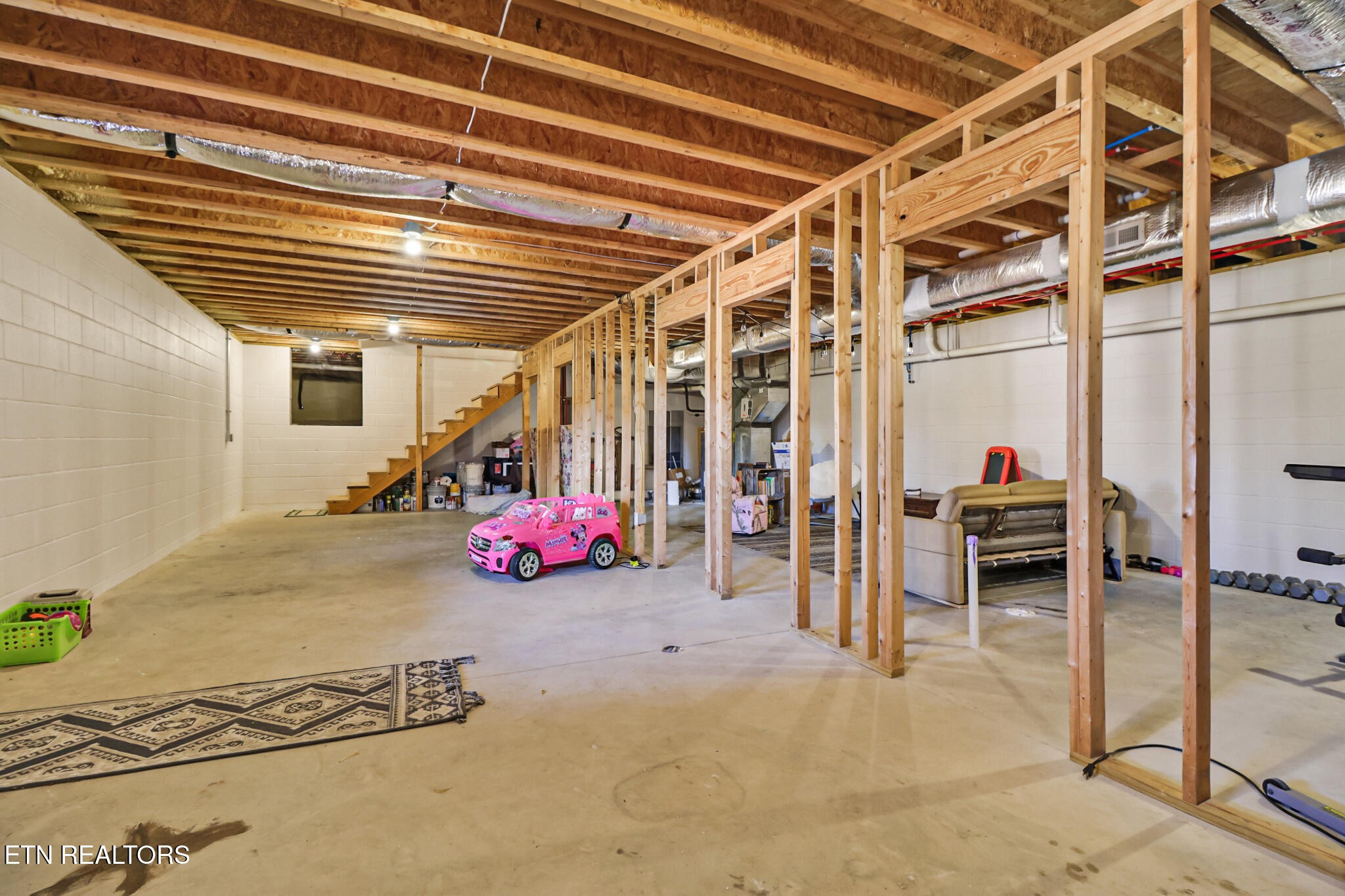 370 Randolph Road Crossville, TN 38571 - Photo 48 of 60 a view of a room with gym equipment