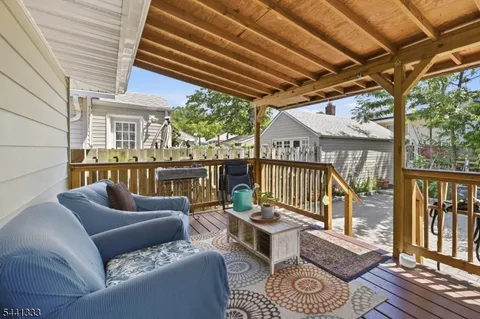 $450,000 | 207 Buchanan Street, Linden, NJ 07036
