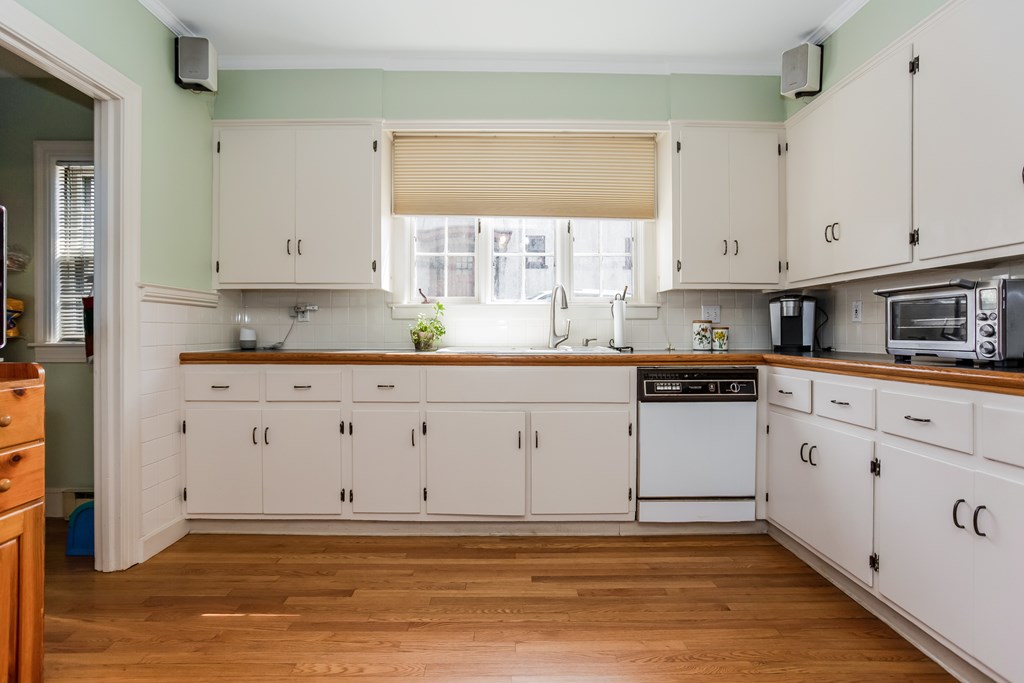 50 Riverview Terrace Springfield, MA 01108 - Photo 13 of 33 Gallery Image 13