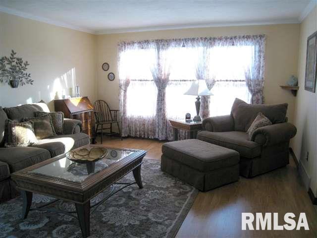 21 Oak Grove Road Geneseo, IL 61254 - Photo 2 of 12 Gallery Image 2