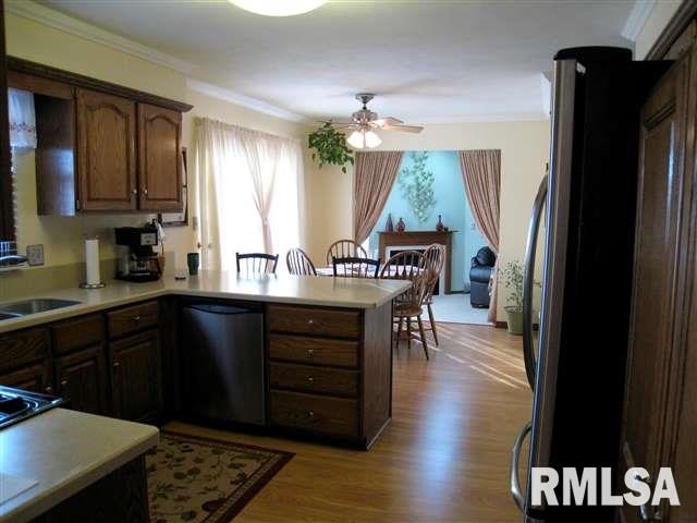 21 Oak Grove Road Geneseo, IL 61254 - Photo 6 of 12 Gallery Image 6