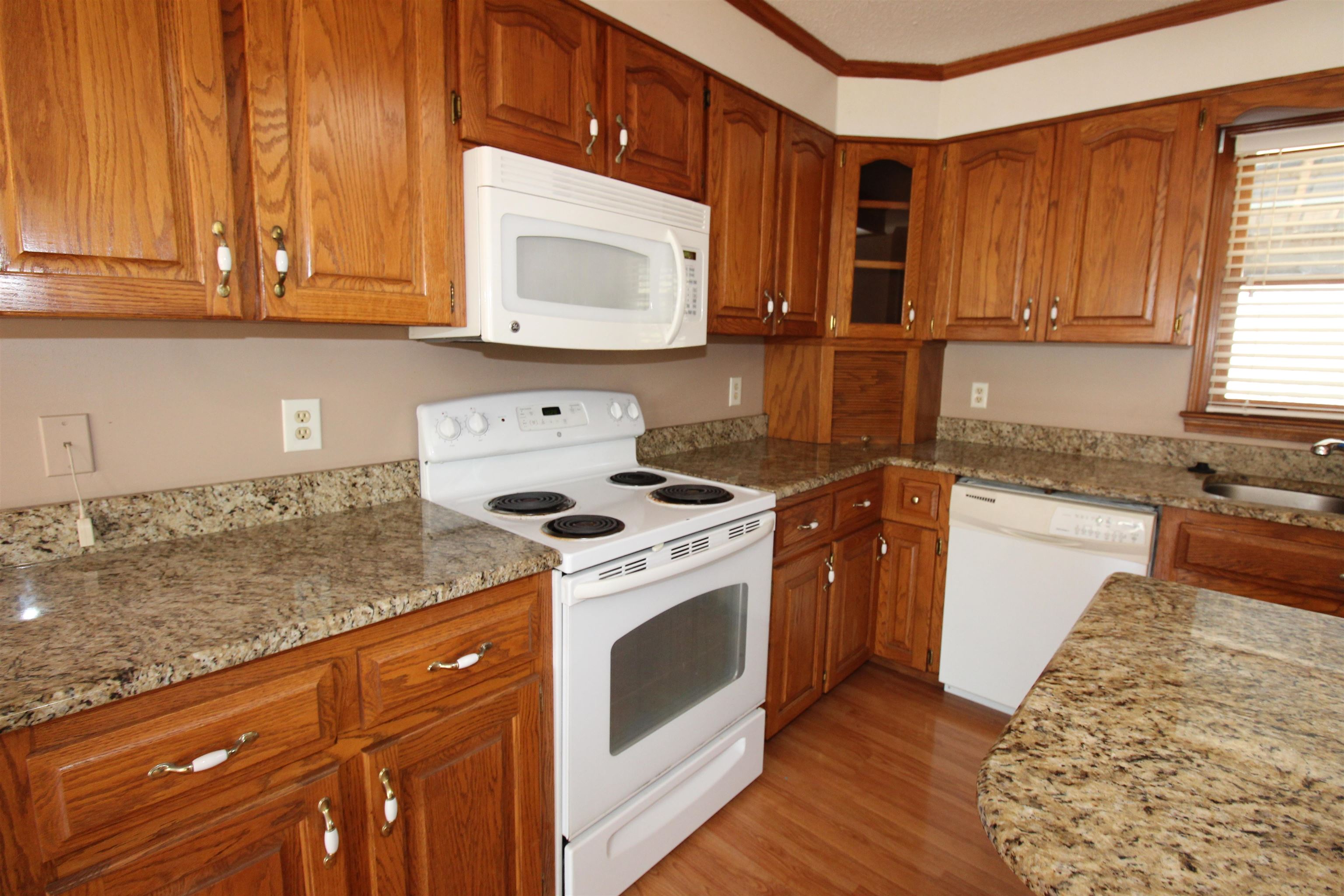 200 Sneeds Drive Inman, SC 29349 - Photo 12 of 48