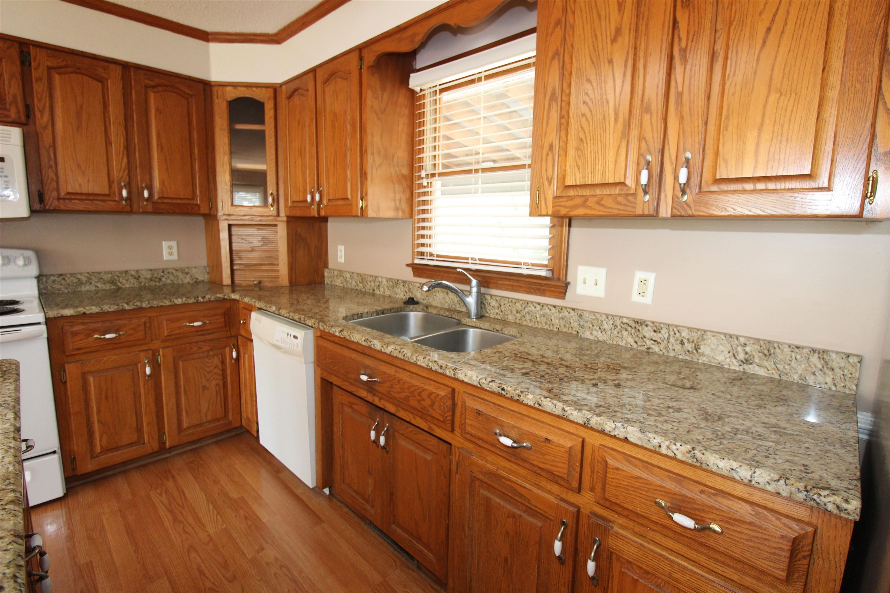 200 Sneeds Drive Inman, SC 29349 - Photo 20 of 48