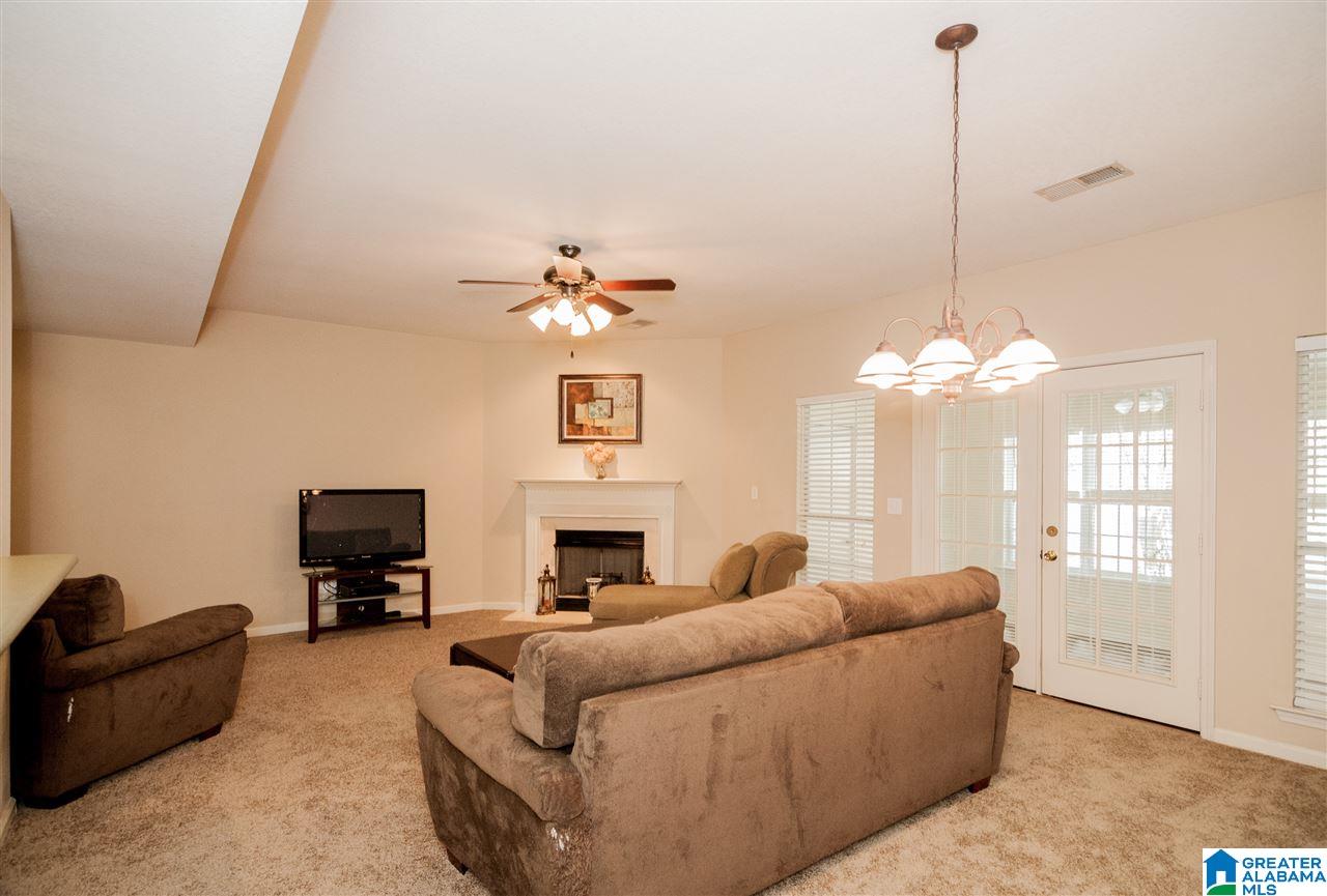 147 Frances Lane Helena, AL 35080 - Photo 4 of 28