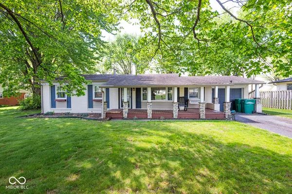 $285,000 | 5469 West Village Drive, New Palestine, IN 46163