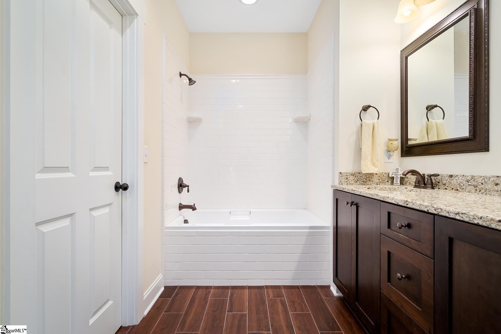 157 Old Compton Street Pendleton, SC 29670 - Photo 17 of 35