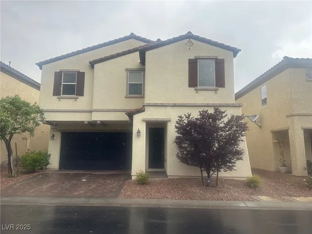 $2,800 | 949 Huntington Cove Parkway, Las Vegas, NV 89178